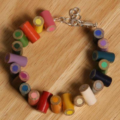 Ideias de Pulseiras e braceletes feitas com material reciclado