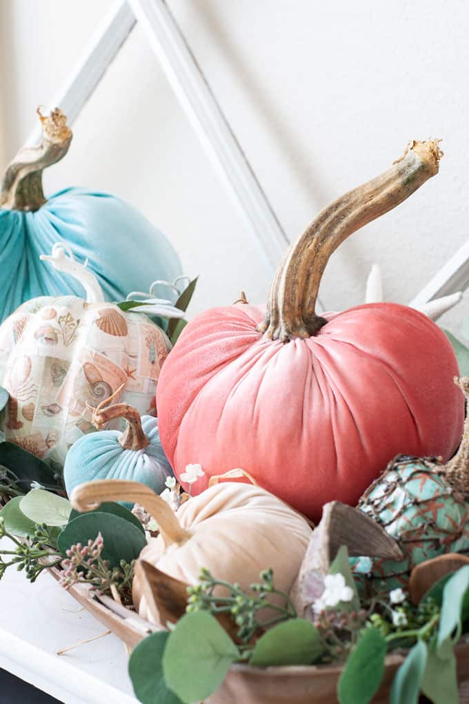 How to make your own velvet pumpkins