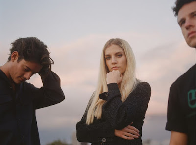 London Grammar Band Picture