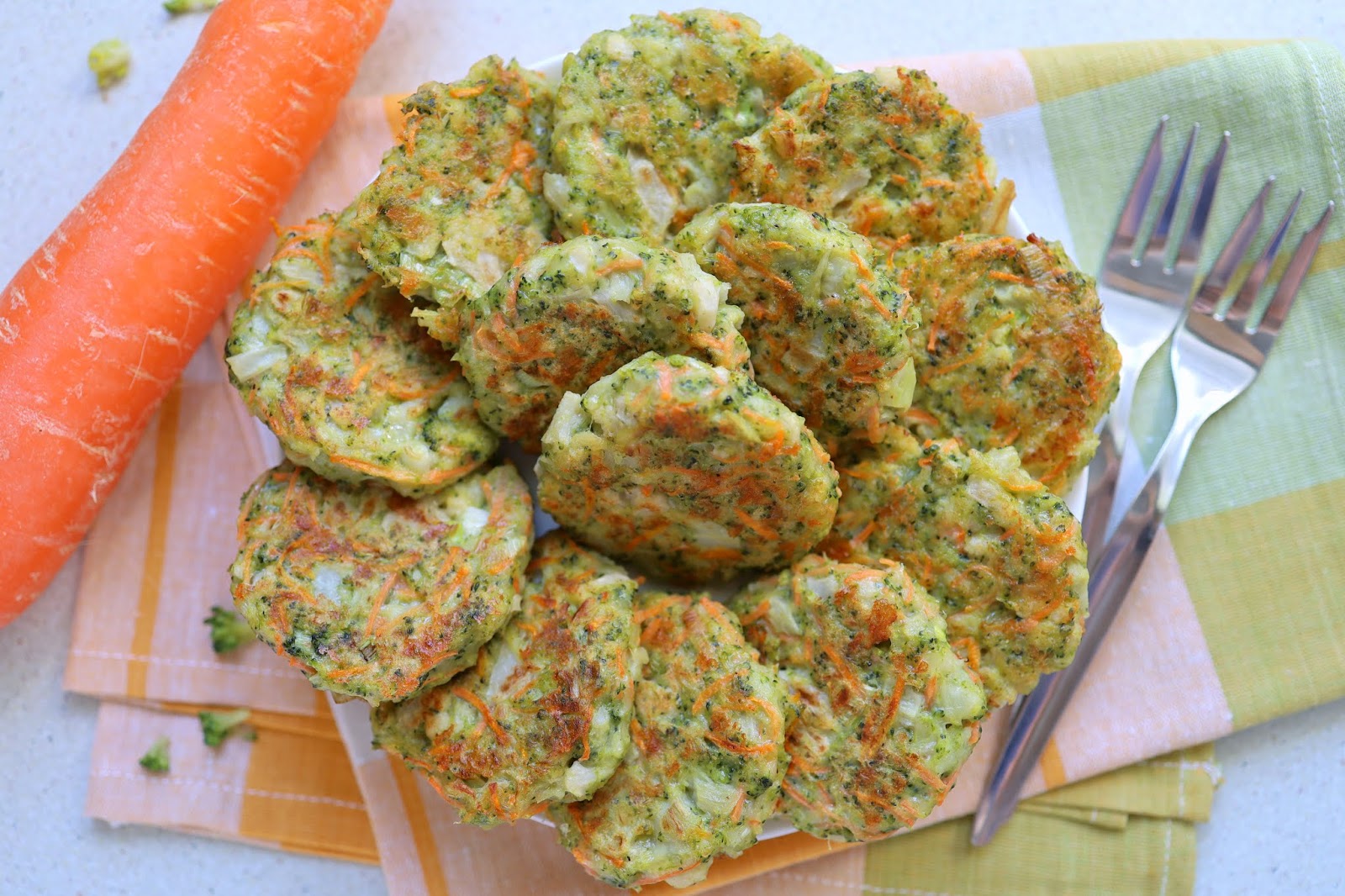 Котлеты из брокколи фото