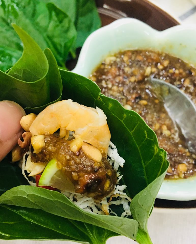 Cik Wan Kitchen Miang Kham
