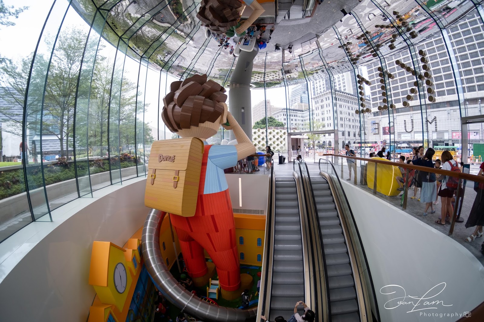 Mr & Mrs Lam 林家放暑假2019 — K11 Donut Playhouse