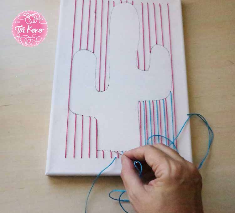 hacemos-un-cuadro-de-hilo-con-un-lienzo