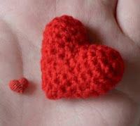 PATRON GRATIS MINI CORAZON AMIGURUMI 1255