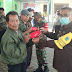Cegah Penyebaran Covid 19,Muspika Singosari adakan Operasi Masker ke Warga Desa