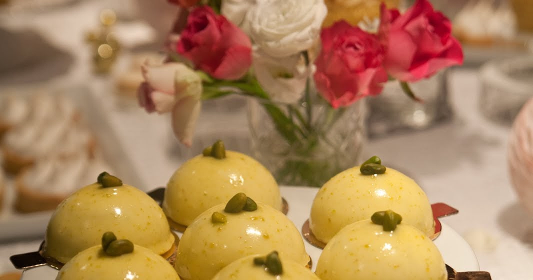 Pistazien-Marzipan-Törtchen mit Limettenmousse