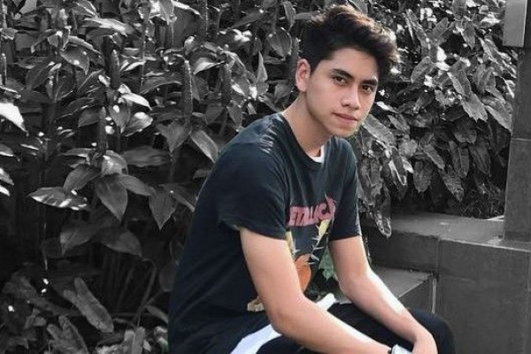 Biodata Athalla Naufal Agama Keluarga Pacar Dan Perjalanan Karir Cosmogirl Biodata Athalla Naufal Agama Keluarga Pacar Dan Perjalanan Karir Cosmogirl