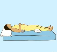 وضعية النوم على الظهر وضعية النوم على الظهر