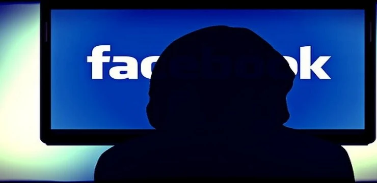 بعد تسريب بيانات ملايين المستخدمين من بينهم مغاربة، فتح تحقيق حول فيسبوك في تركيا