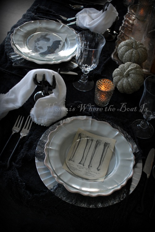 Halloween Tablescape by Home is where the Boat Is from Hometalk via Funky Junk Interiors Halloween Tablescape by Home is where the Boat Is from Hometalk via Funky Junk Interiors