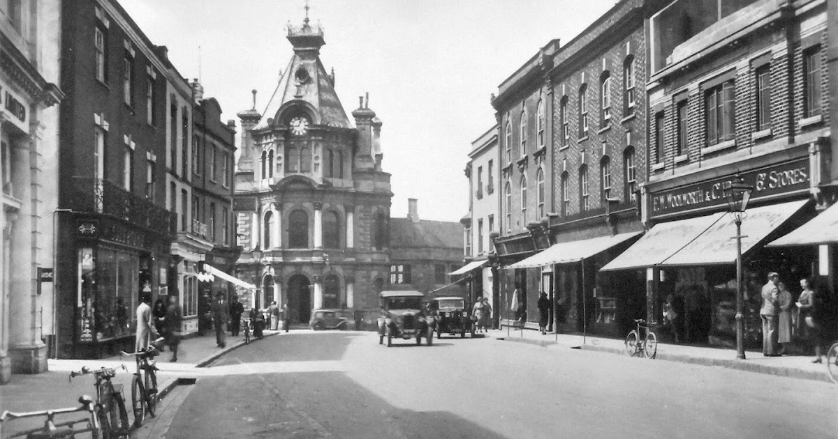 Tiverton History Postcard of Fore Street c.1938
