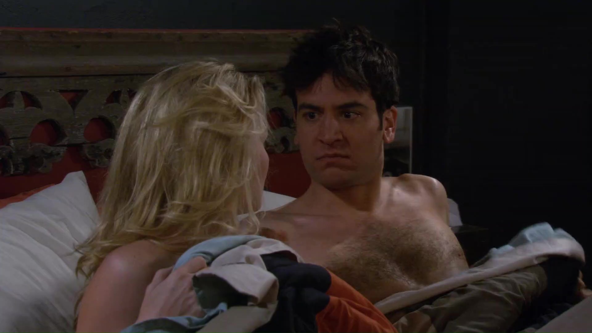 Josh Radnor and Neil Patrick Harris shirtless in How I Met Your Mother 6-20...