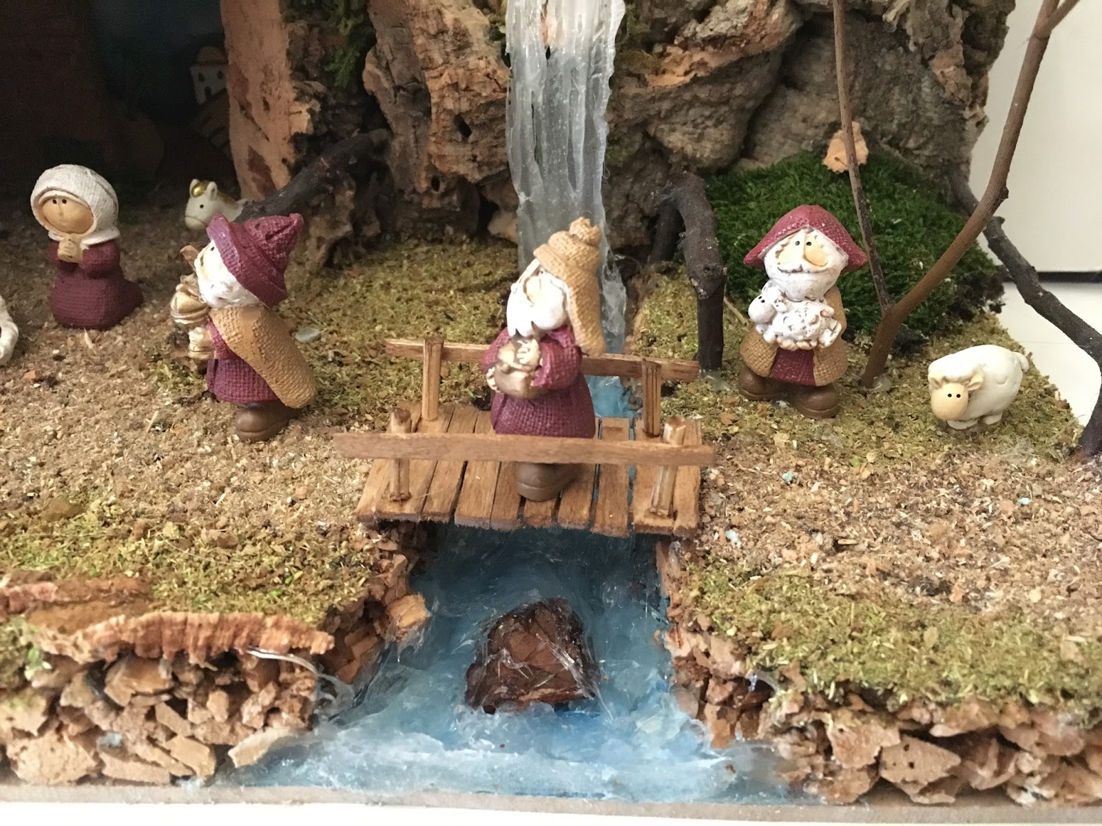 Accessori Presepe di Babu e Meme: Presepe completo con cascata 2016