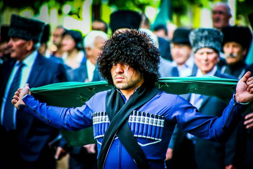 Черкесская группа. День памяти адыгов (Черкесов). Черкесы внешность. 21 Мая день памяти Черкесов.