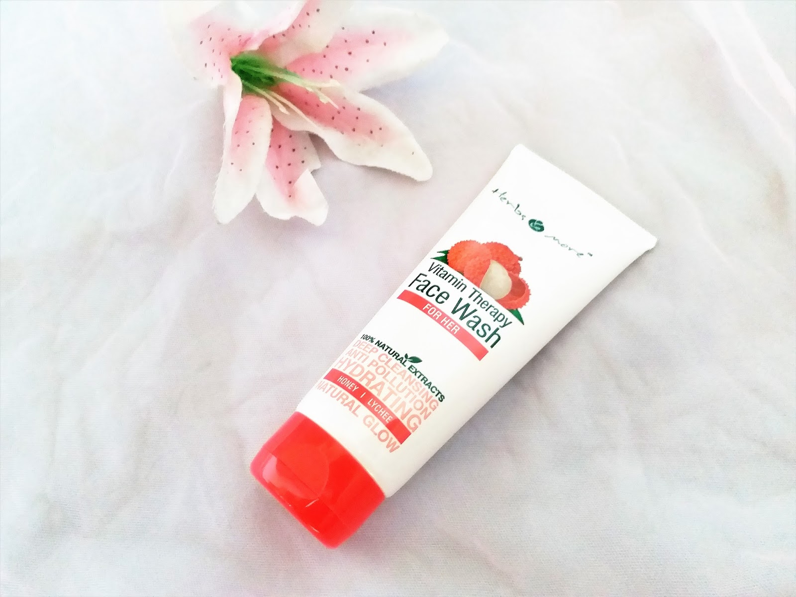 Beauty & Beyond *New Launch*Herbs & More Vitamin Therapy Face Wash for