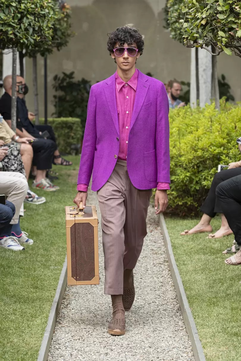 Byelisabethnl Runway Etro S S 21 Menswear Seen At Milan Fashion Week 01