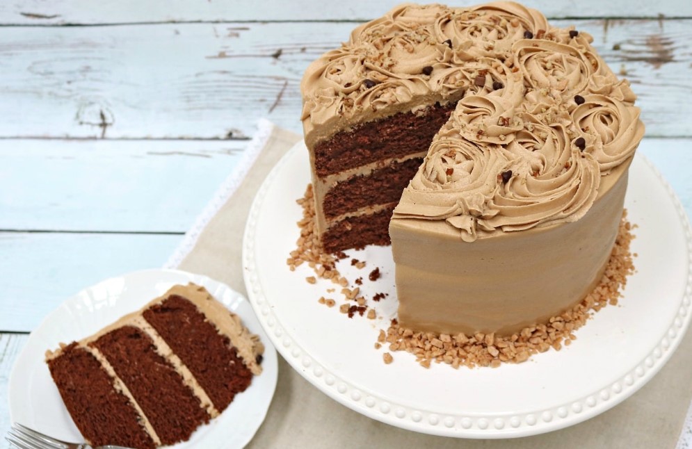 MOCHA TOFFEE CRUNCH CAKE RECIPE