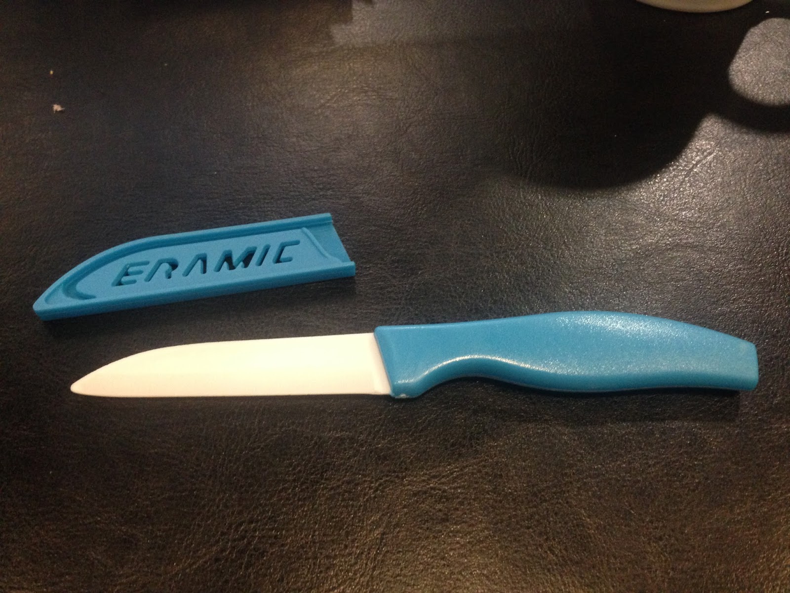 My Knife Collecting Hobby Daiso Ceramic Fruit Knife Cheap and Sharp