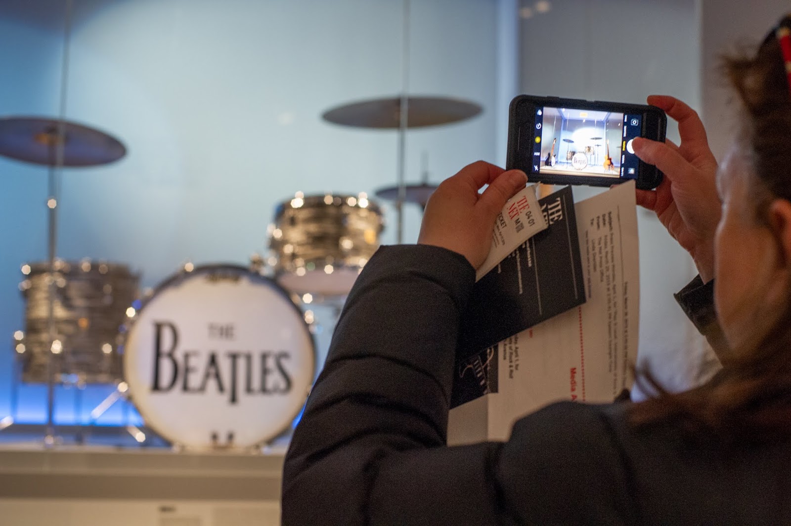 Review: Play It Loud: Instruments of Rock & Roll, April 8–October 1 ...