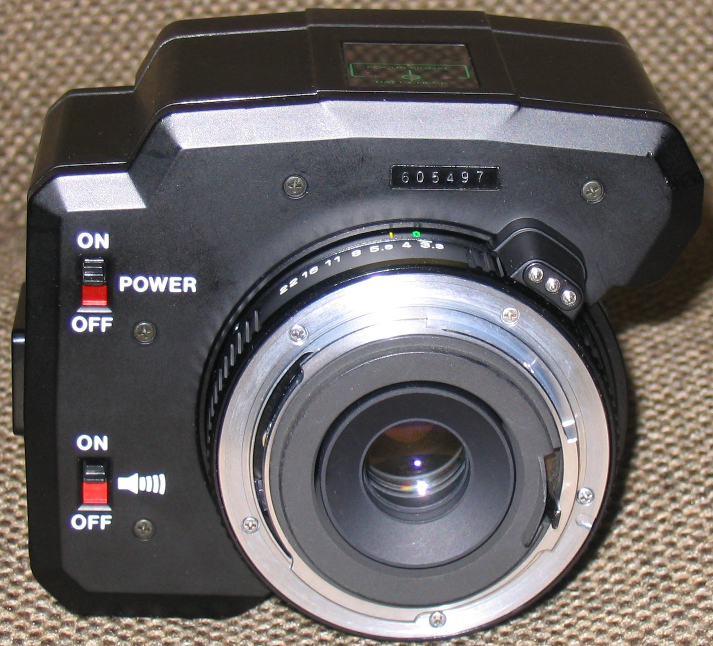 The Chens The User's Review Auto Chinon Zoom MC 35 70 mm, f3.3 4.