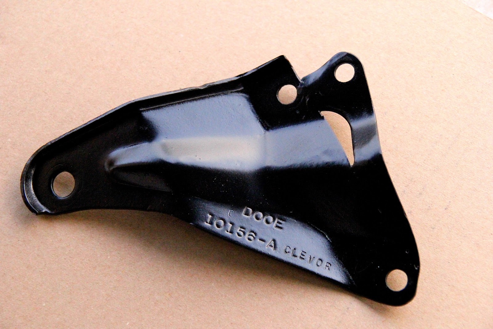 1970 Mustang Plain Jane Sleeper Clevor Alternator Bracket