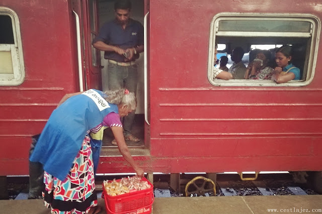 Sri Lanka train