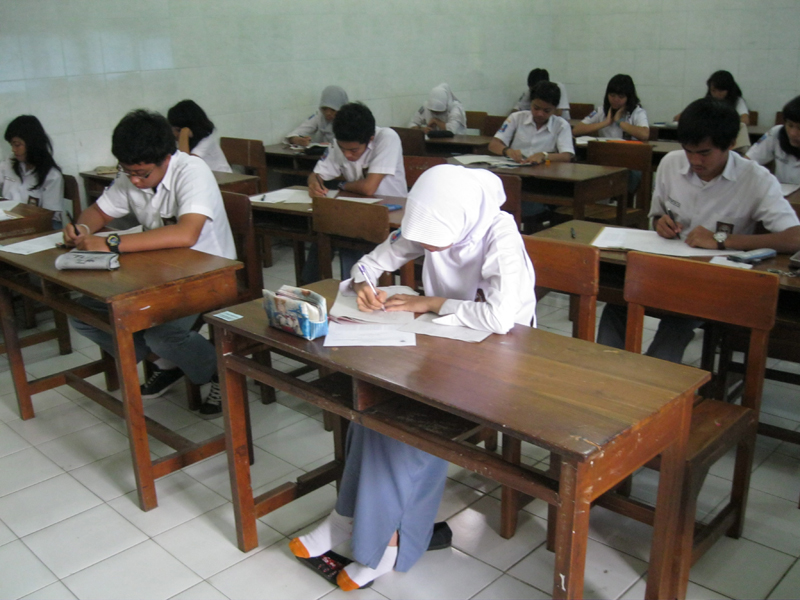 Pemerintah Berencana Menambah Jam Belajar Anak di Sekolah | www.gilapc.com
