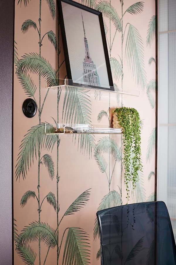 ESTANTE PARA CUADROS TRANSPARENTE