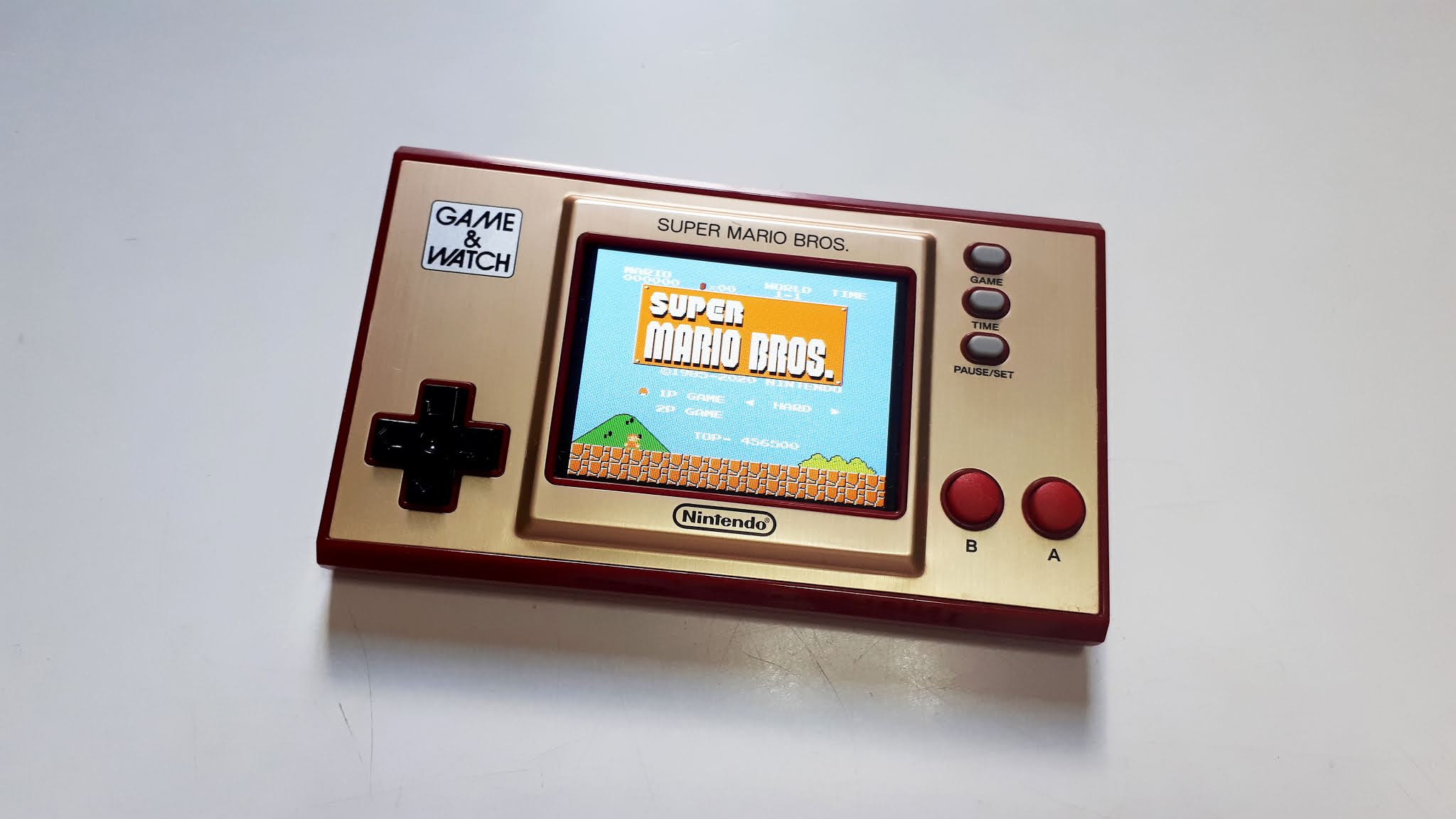 Análise: Game & Watch: Super Mario Bros. celebra 35 anos do