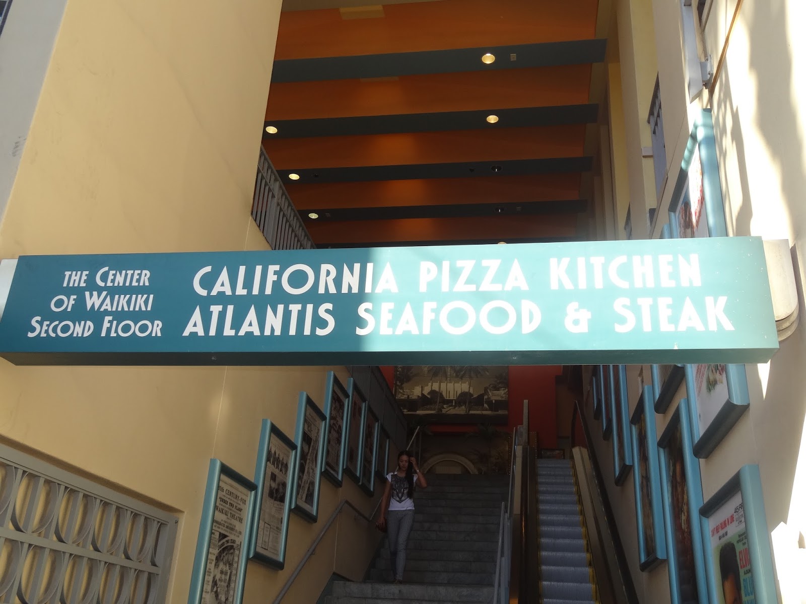 Miquelli's Amerikablog Restaurant California Pizza Kitchen Honolulu, Hawaii