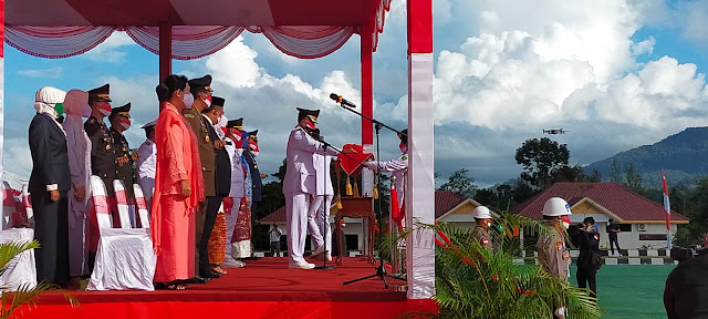 Bupati Natuna Bertindak Sebagai Inspektur Upacara Detik-Detik Proklamasi Kemerdekaan RI ke-76 Bupati Natuna Bertindak Sebagai Inspektur Upacara Detik-Detik Proklamasi Kemerdekaan RI ke-76