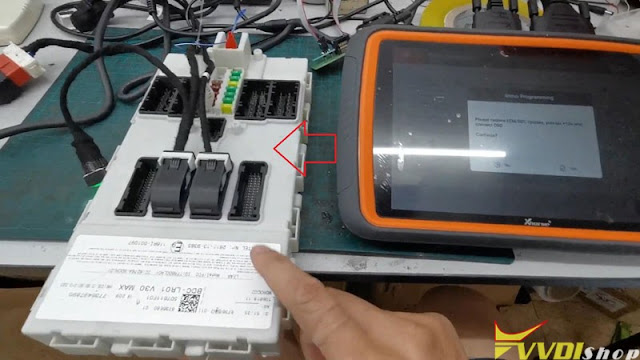 vvdi-key-tool-plus-unlock-bmw-bdc-12