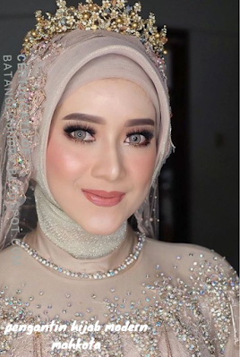 Pengantin adat kebaya sunda nikah akad pernikahan warna gaun pakaian hijau berhijab muslimah syar memesona setuju ini sentuhan buatan dekorasi 22 INSPIRASI FOTO PENGANTIN BERHIJAB CANTIK BAK BIDADARI