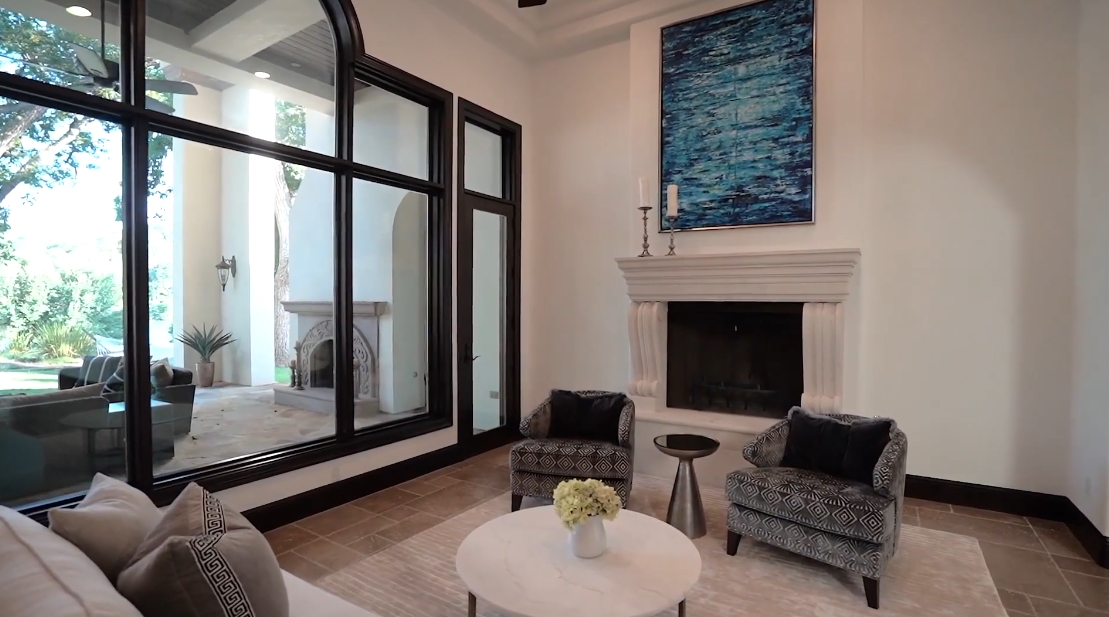 Tour Lake Austin Waterfront Modern Classic Home vs. 25 Interior Design Photos