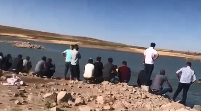 Suya giren 3 kardeş akıntıya kapıldı