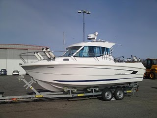 Beneteau Antares 750 HB