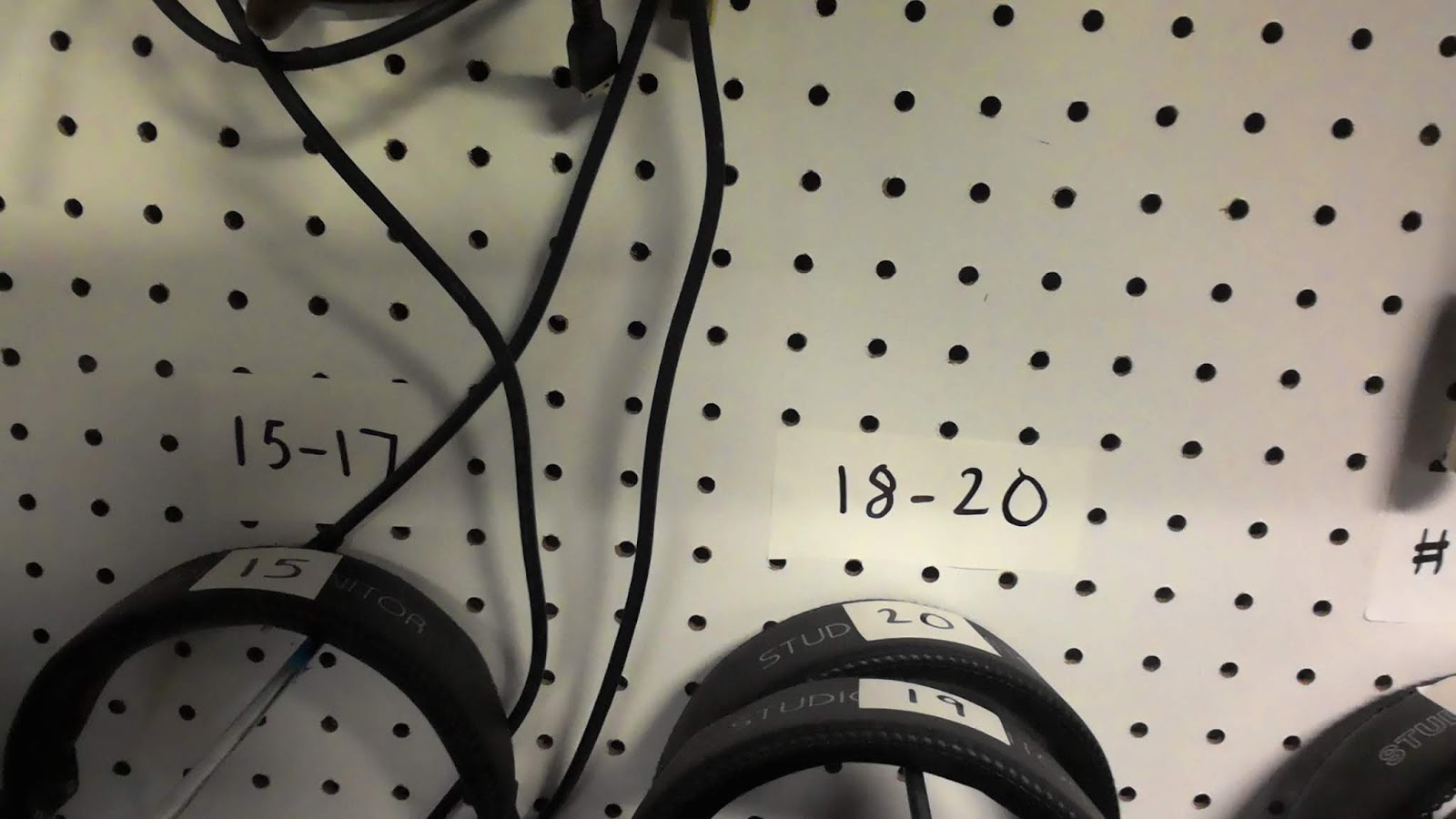 How to Organize the Headphones/Cords