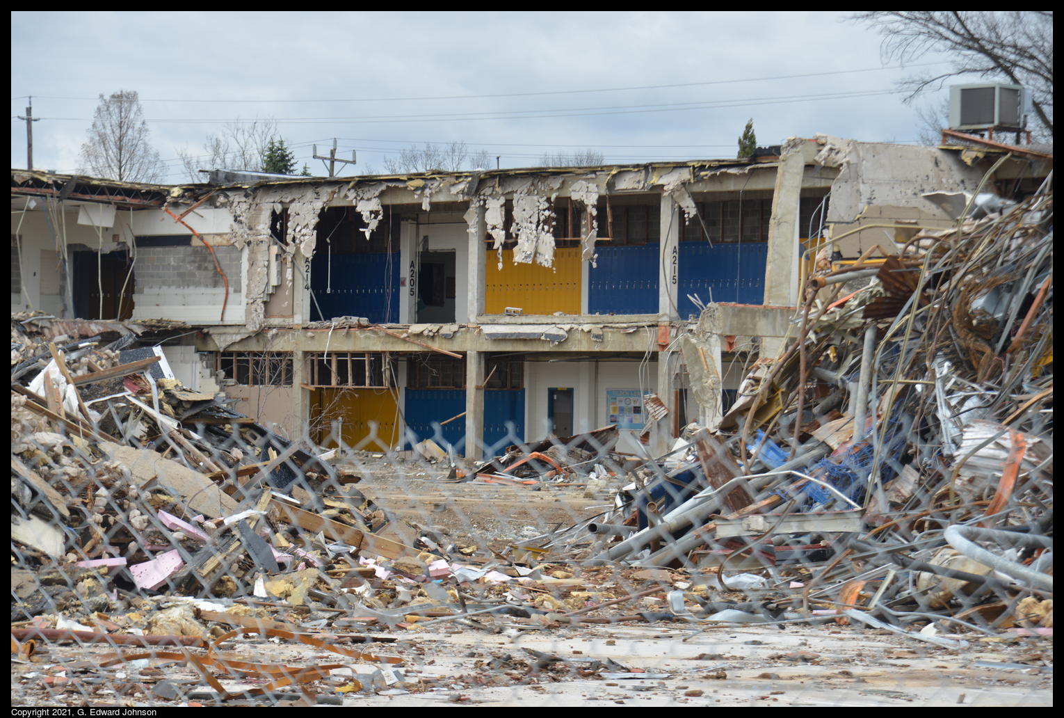 Sum Random Knowledge The demolition of Woodward High School / Tilden