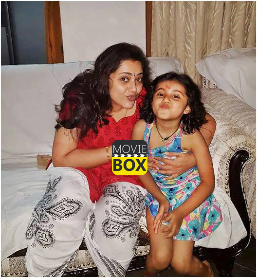 actress name in godha nainika meena daughter theri movie child actress cute actress name in godha nainika meena daughter theri movie child actress cute