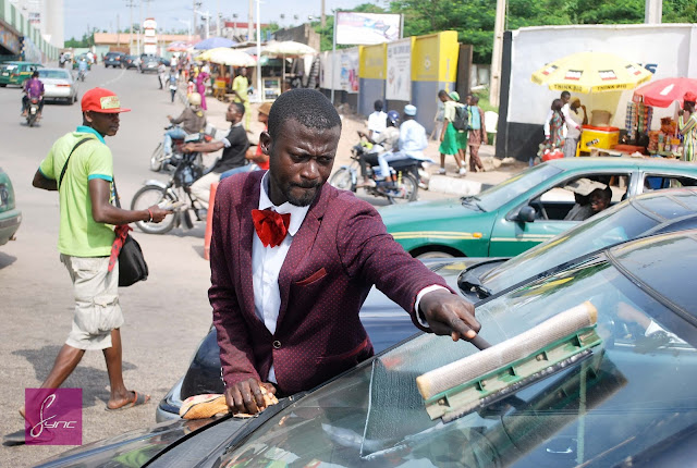 Dapper Windscreen Cleaner Gets a Job