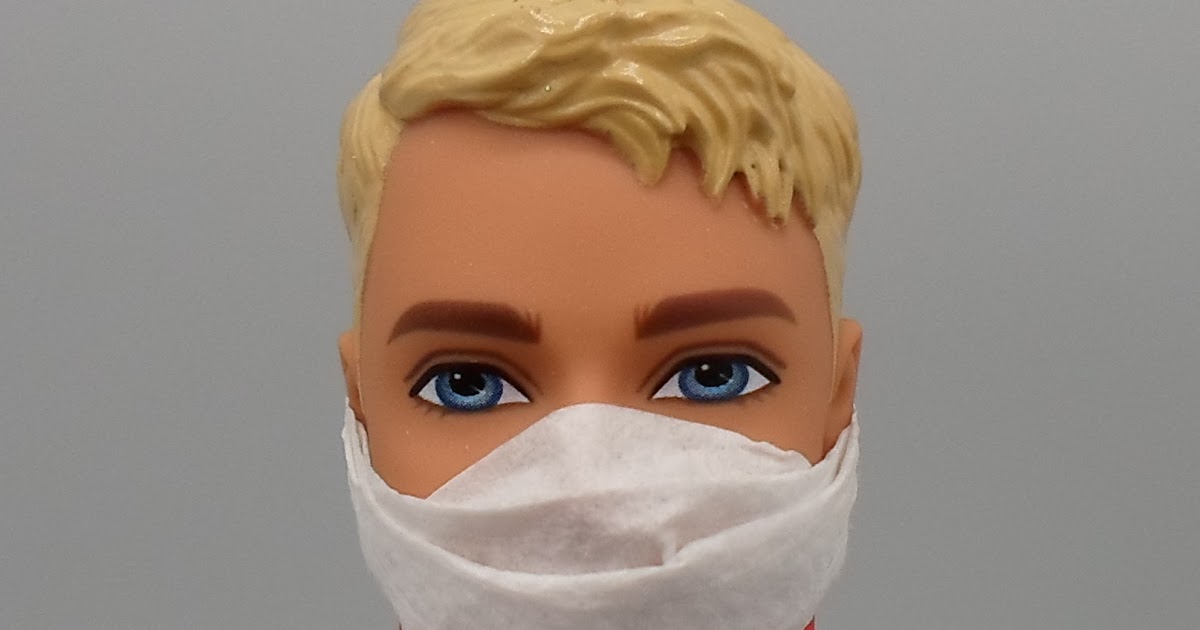 DIY Barbie Blog Face Mask from Napkin for Barbie or KenDIY