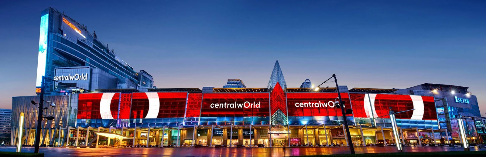 เซ็นทรัลพัฒนา เตรียมเนรมิต Christmas Kingdom หน้าลานเซ็นทรัลเวิลด์ ตอก