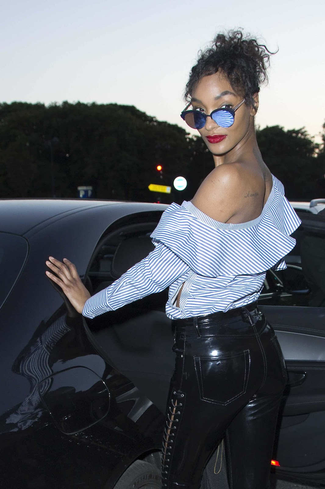 Lovely Ladies in Leather: Jourdan Dunn in leather pants
