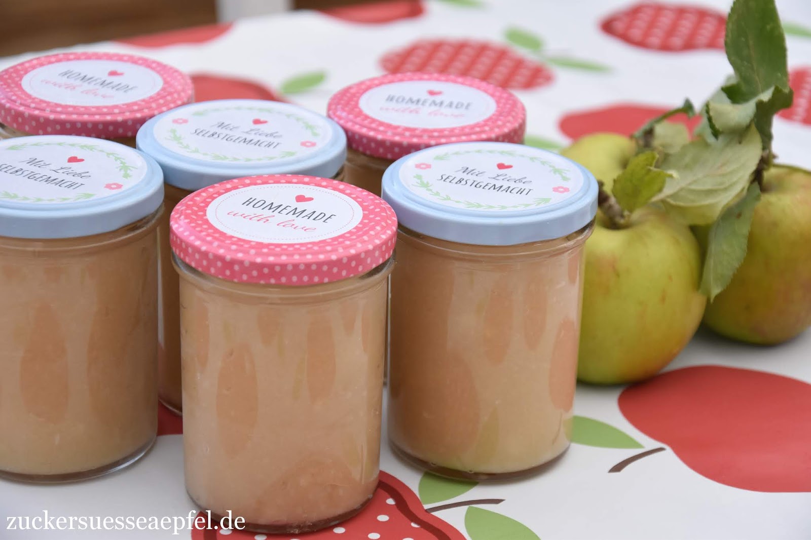 Ein Rezept für Apfel-Marzipan Marmelade | ♥ Zuckersüße Äpfel ...