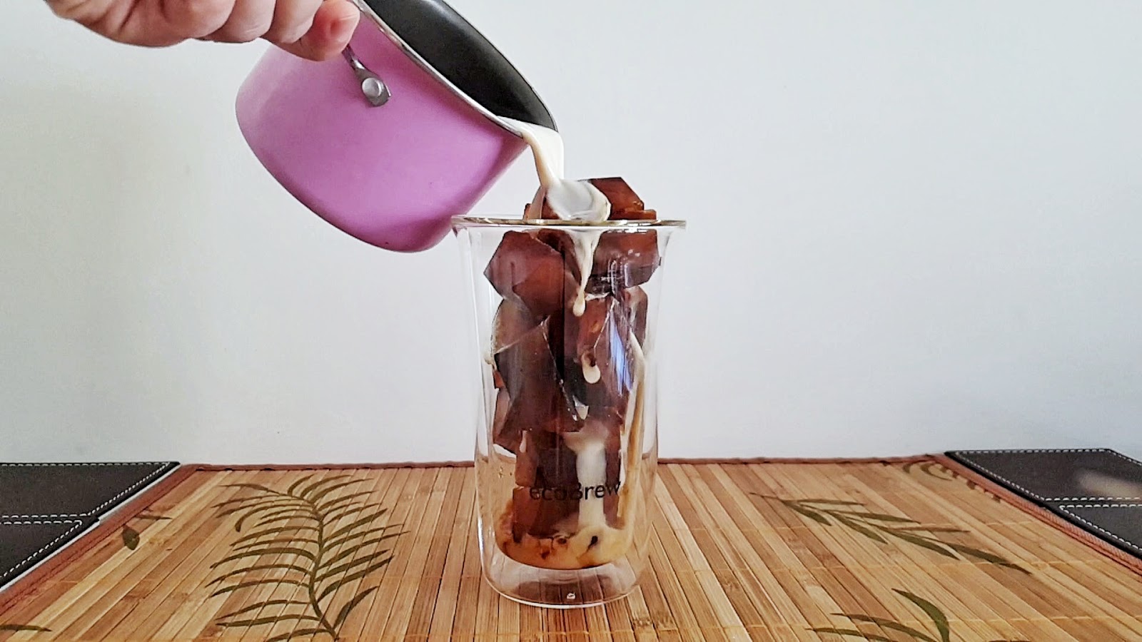 Vanilla Iced Spanish Latte Recipe