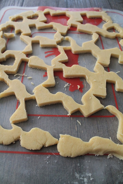 foolproof cookie recipe,best cut out cookie recipe, how to make cookies, how to make sugar cookies,Cookies,cookie decorating blogs, easy cookie decorating, cut out cookie recipe, sugar cookie recipe