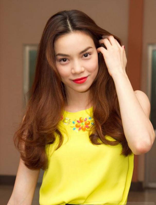 Những kiểu tóc dài đẹp nhất của sao Việt