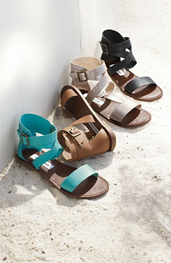 Alexa Please!: Want: Steve Madden