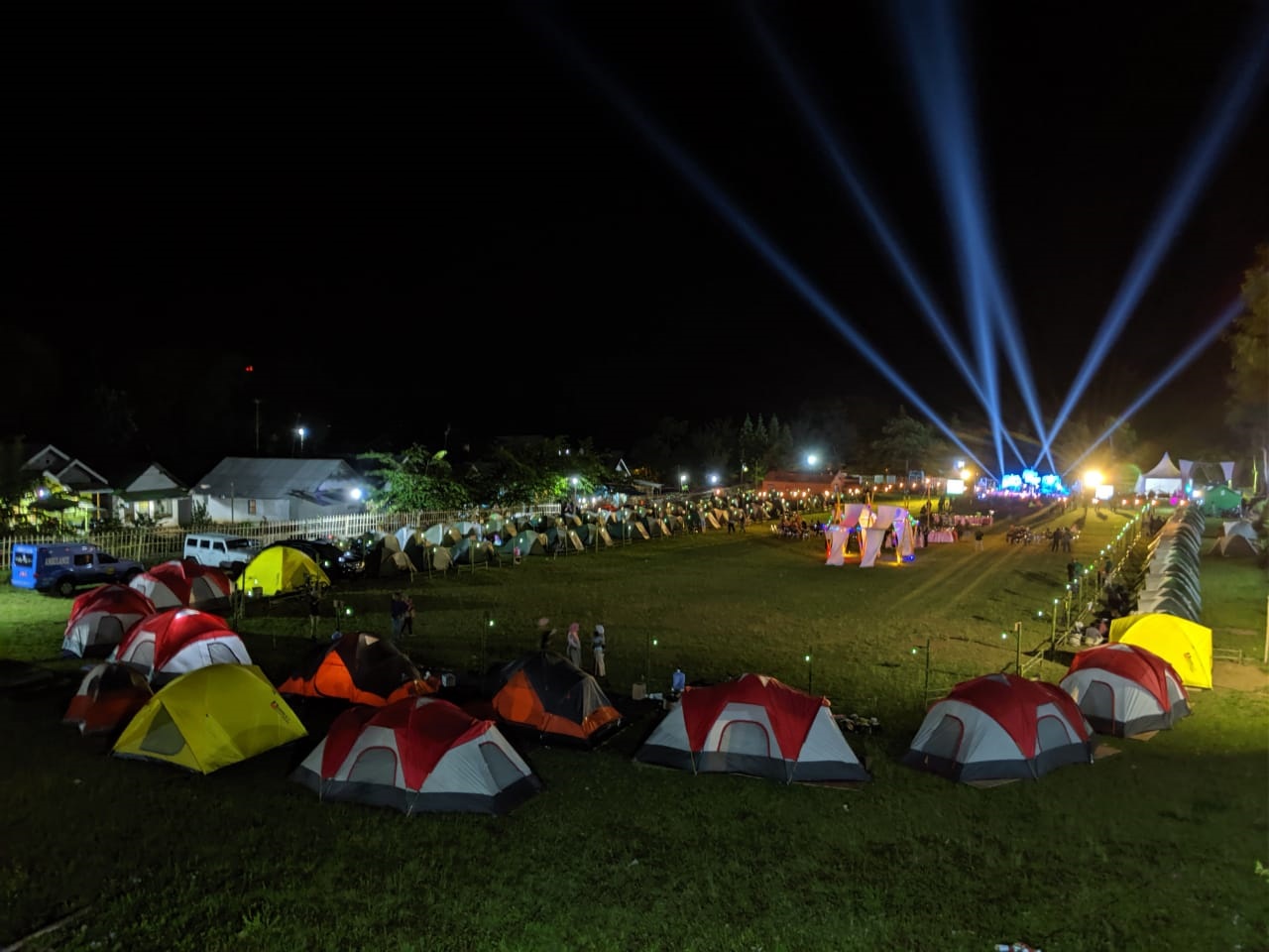RENTAL SEWA TENDA & ALAT CAMPING SURABAYA - BONAVENTURA