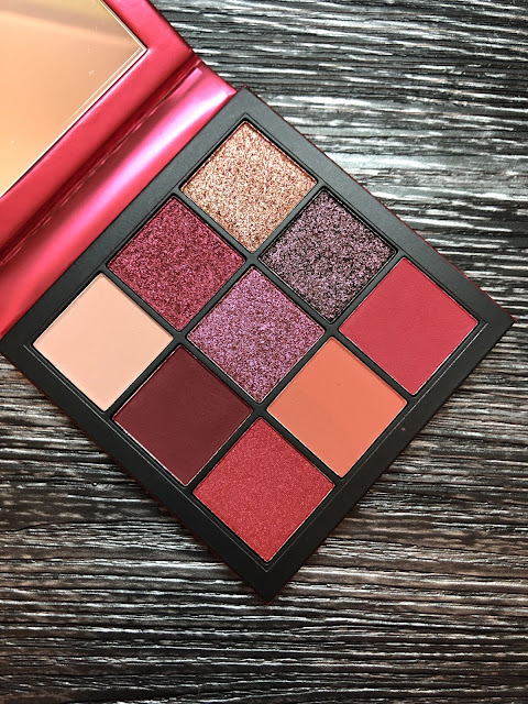 Huda Beauty Obsessions Ruby Palette (Review and Swatches)